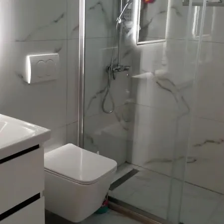 Fatbardha Apartment *
